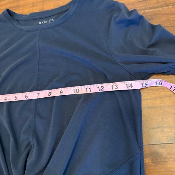 Athleta Women's Essence Twist Top Activewear Size S Yoga Workout‎ Thumbholes - Picture 10 of 11